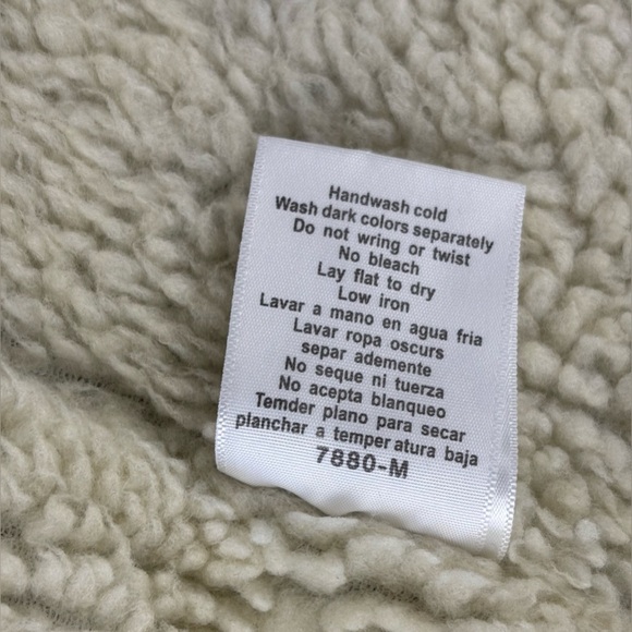 NWT | Judy Blue | Denim Shearling‎ Lined Vest | Women’s Size Large - Picture 10 of 10